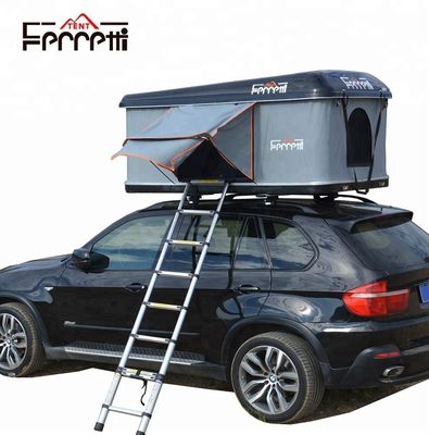 屋根のテントを車から 屋根から 冬や野獣に襲われた地域には最適です
